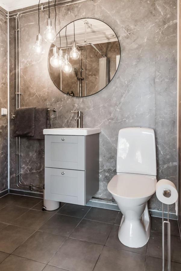 Nyrenoverat Gardshus Pa Havstomt Med Hoeg Standard Ornskoldsvik Ngoại thất bức ảnh