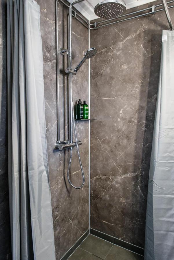 Nyrenoverat Gardshus Pa Havstomt Med Hoeg Standard Ornskoldsvik Ngoại thất bức ảnh